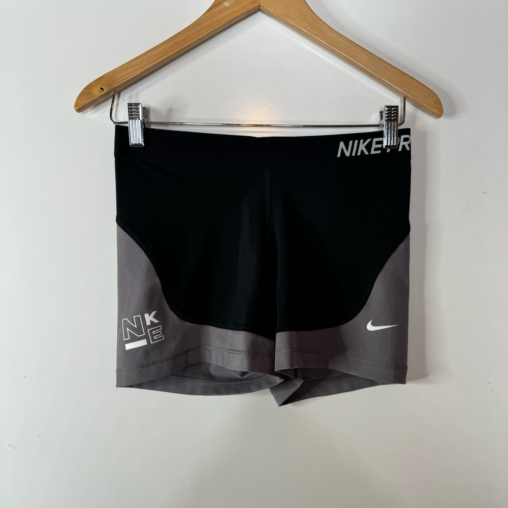 Nike Pro Dri-Fit 3” Two Tone Shorts Size Large